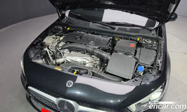 Mercedes-Benz A-Class 2019 2.0 автомат (гидро), миниатюра 6