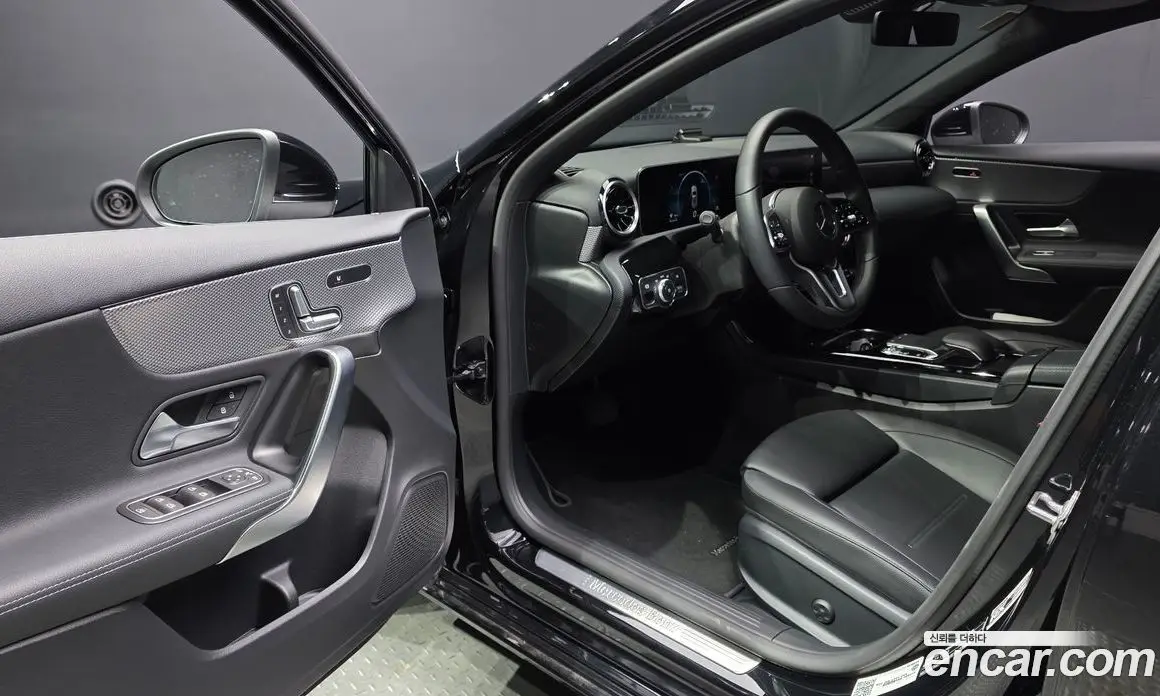 Mercedes-Benz A-Class 2019 2.0 автомат (гидро), фото 10