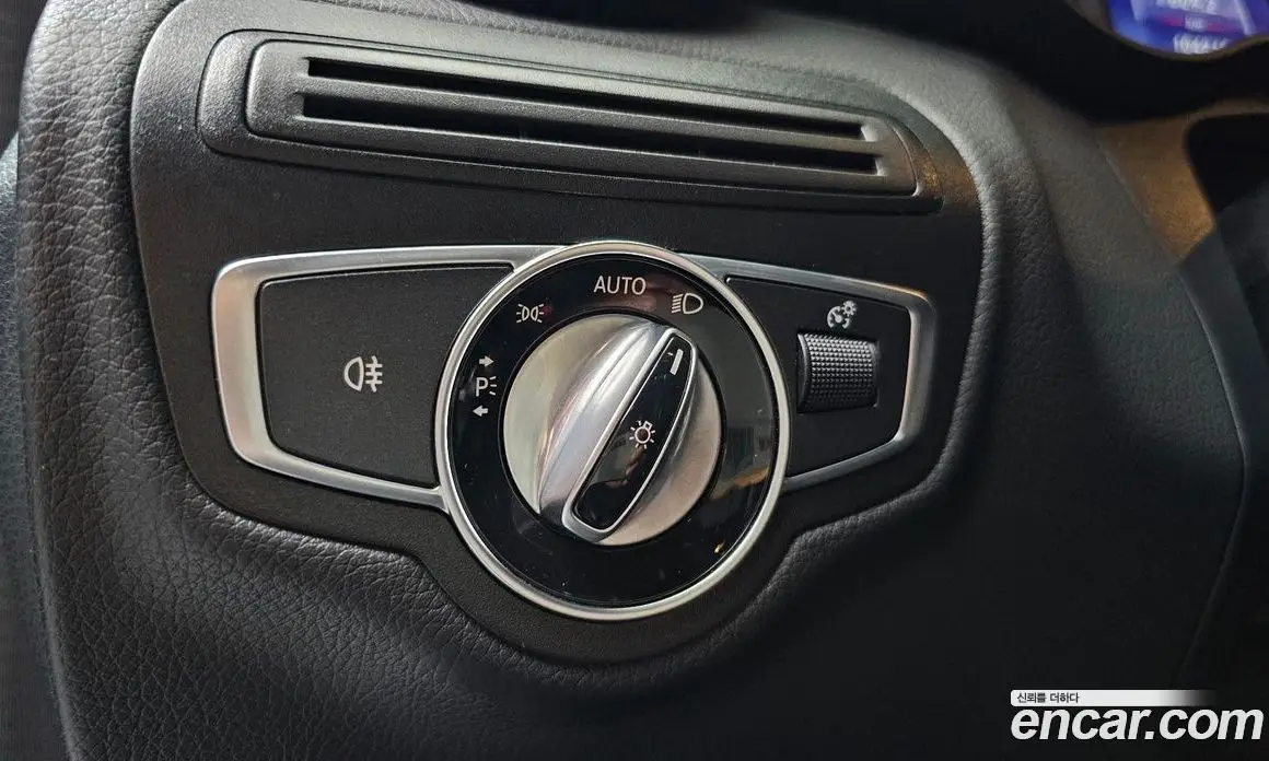 Mercedes-Benz C-Class 2016 2.0 автомат (гидро), фото 20