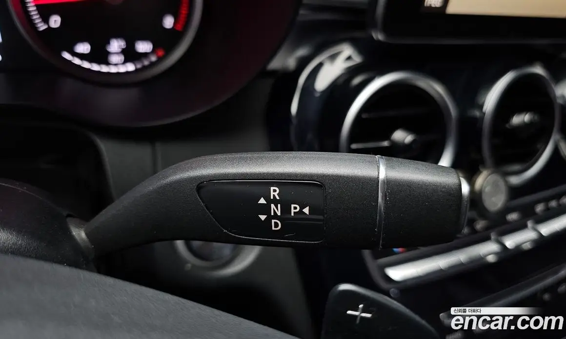 Mercedes-Benz C-Class 2016 2.0 автомат (гидро), фото 9