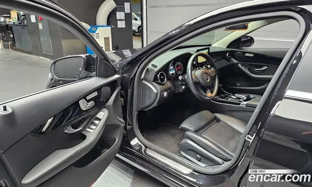 Mercedes-Benz C-Class 2016 2.0 автомат (гидро), миниатюра 10