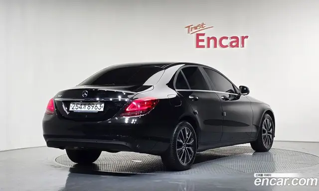 Mercedes-Benz C-Class 2020 2.0 автомат (гидро), миниатюра 2