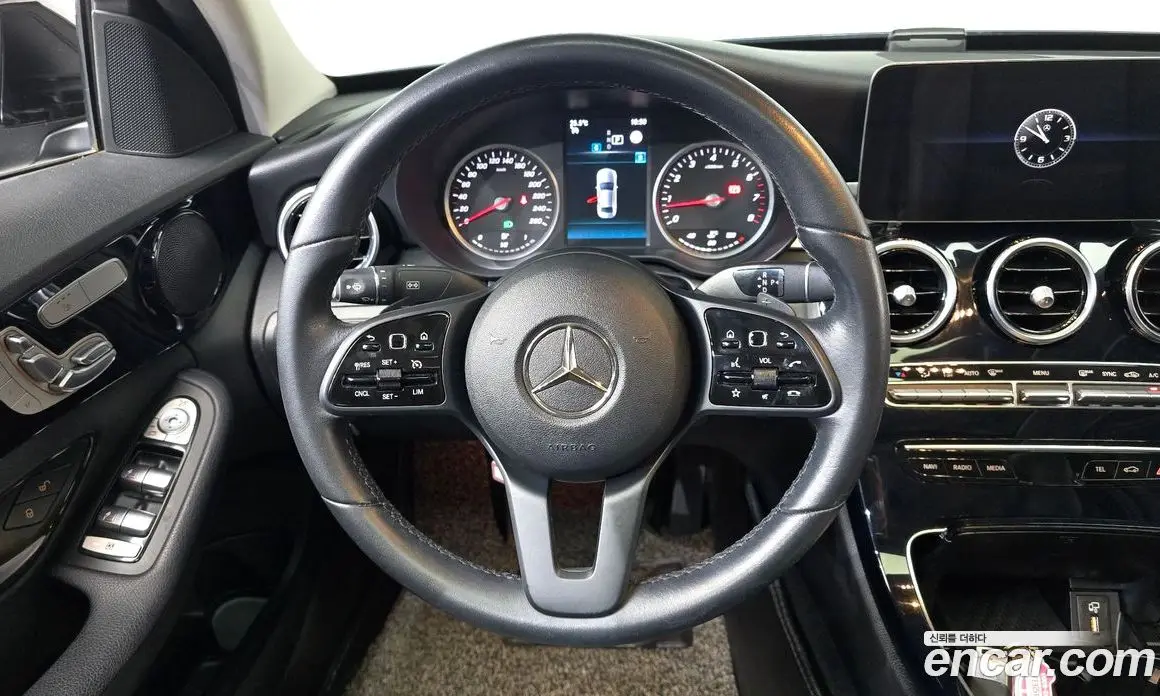 Mercedes-Benz C-Class 2020 2.0 автомат (гидро), фото 13