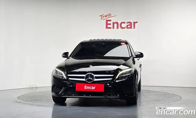 Mercedes-Benz C-Class 2020 2.0 автомат (гидро), миниатюра 3