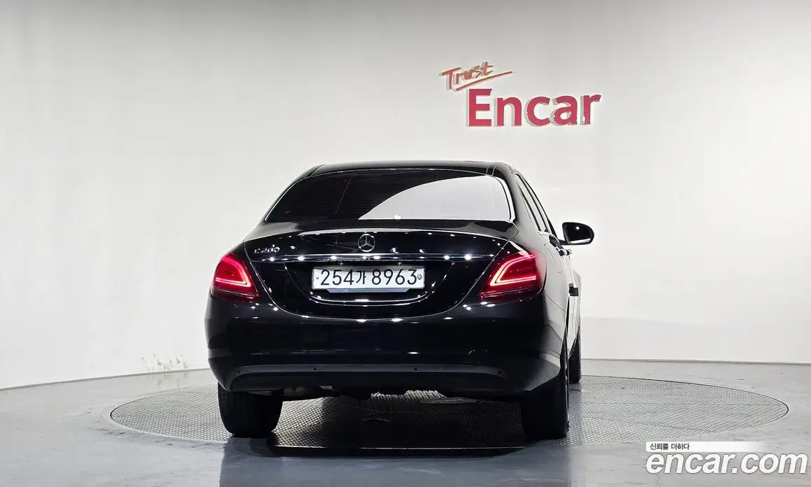 Mercedes-Benz C-Class 2020 2.0 автомат (гидро), фото 4