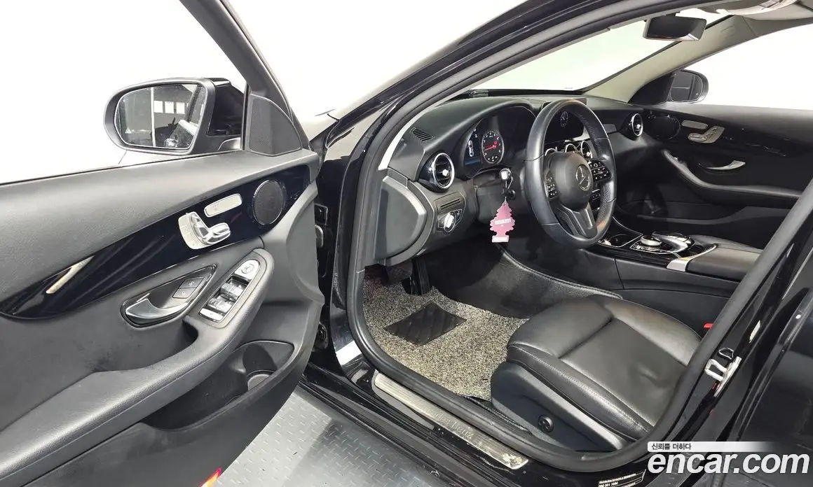 Mercedes-Benz C-Class 2020 2.0 автомат (гидро), фото 10