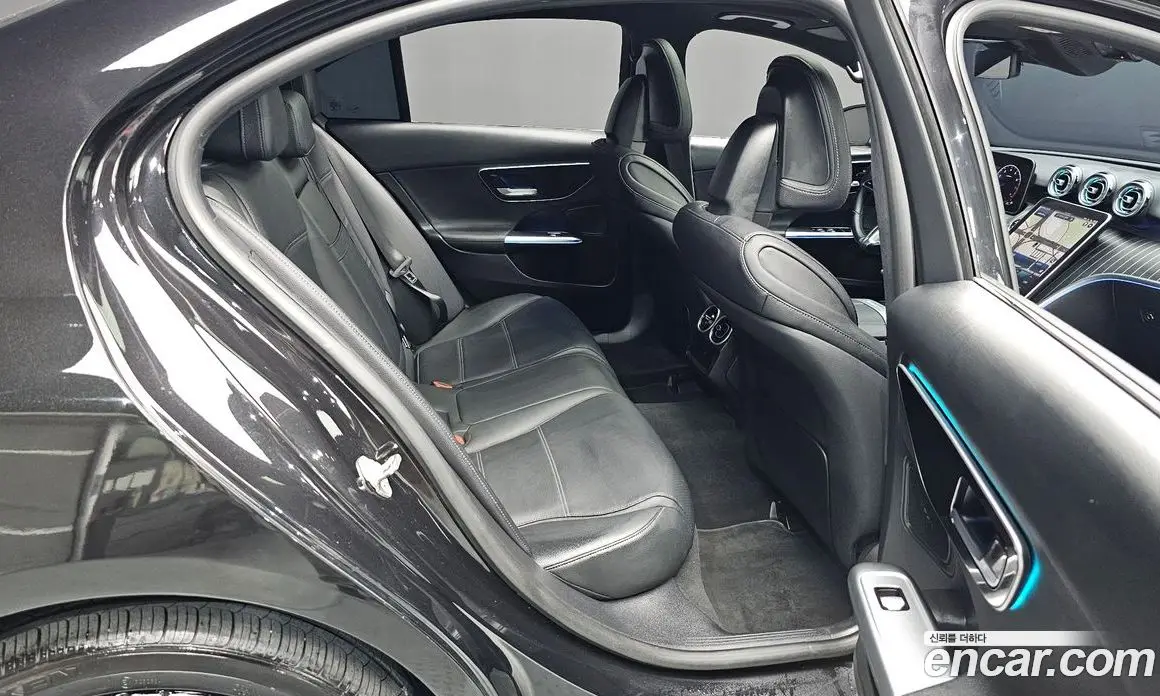 Mercedes-Benz C-Class 2022 2.0 автомат (гидро), фото 17