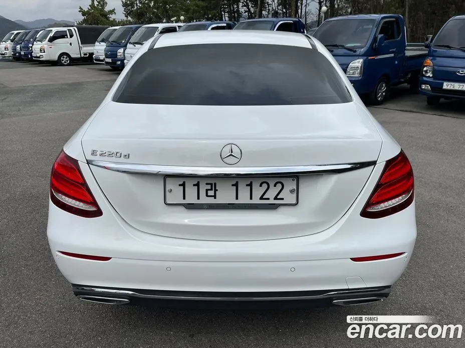Mercedes-Benz E-Class 2016 1.9 автомат (гидро), фото 4