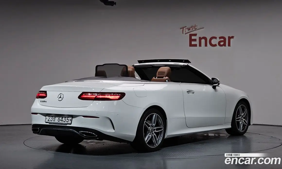 Mercedes-Benz E-Class 2018 1.9 автомат (гидро), фото 2