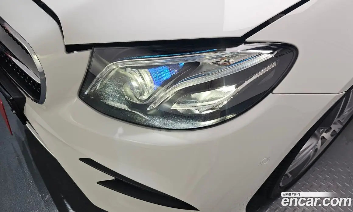 Mercedes-Benz E-Class 2018 1.9 автомат (гидро), фото 8
