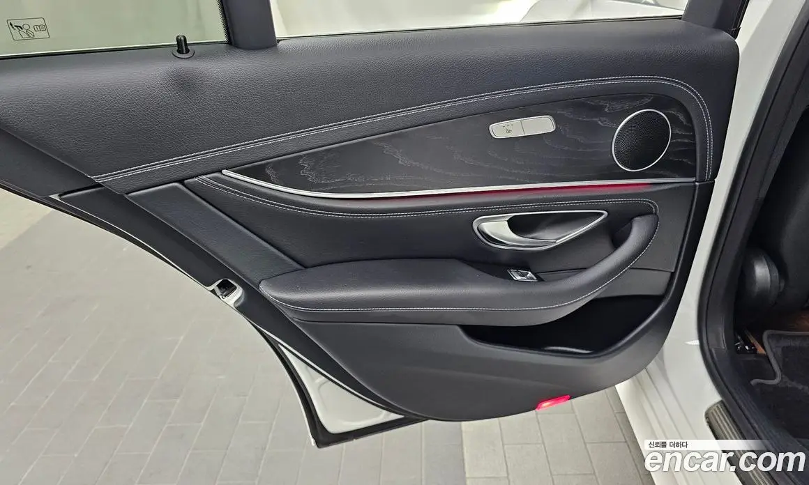 Mercedes-Benz E-Class 2020 1.9 автомат (гидро), фото 15