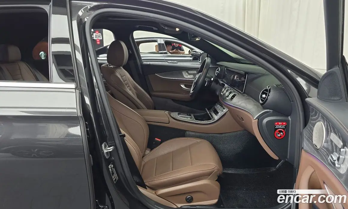 Mercedes-Benz E-Class 2022 2.0 автомат (гидро), фото 16