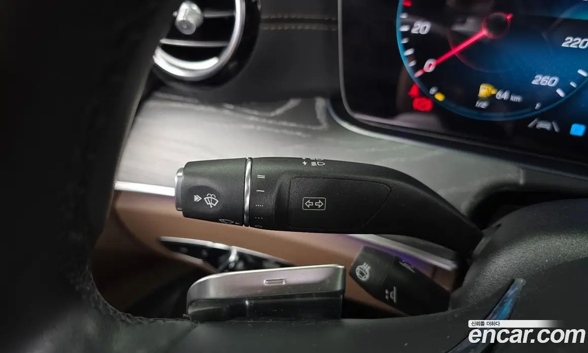 Mercedes-Benz E-Class 2022 2.0 автомат (гидро), фото 27