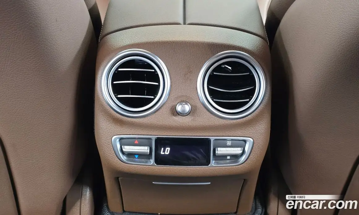 Mercedes-Benz E-Class 2022 2.0 автомат (гидро), фото 32
