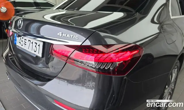 Mercedes-Benz E-Class 2022 2.0 автомат (гидро), миниатюра 9