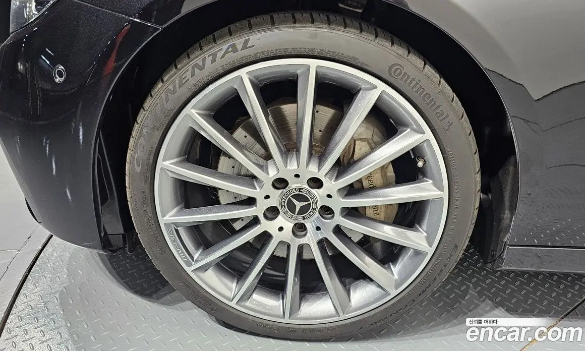 Mercedes-Benz E-Class 2022 2.0 автомат (гидро), фото 5