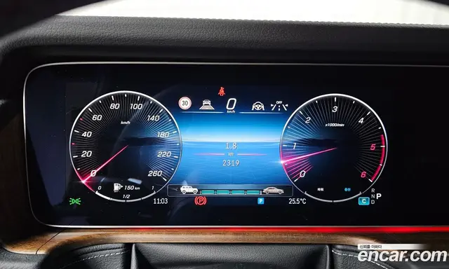 Mercedes-Benz G-Class 2025 3.0 автомат (гидро), миниатюра 11