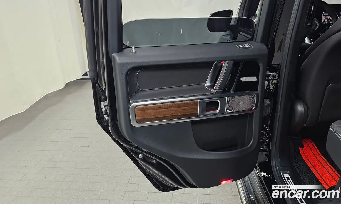 Mercedes-Benz G-Class 2025 3.0 автомат (гидро), фото 15