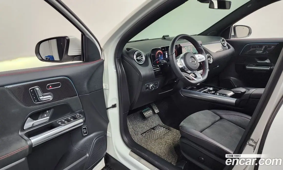 Mercedes-Benz GLA-Class 2020 2.0 автомат (гидро), фото 13