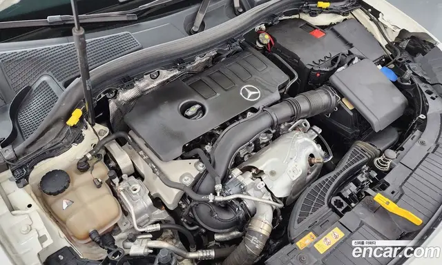 Mercedes-Benz GLA-Class 2020 2.0 автомат (гидро), миниатюра 6