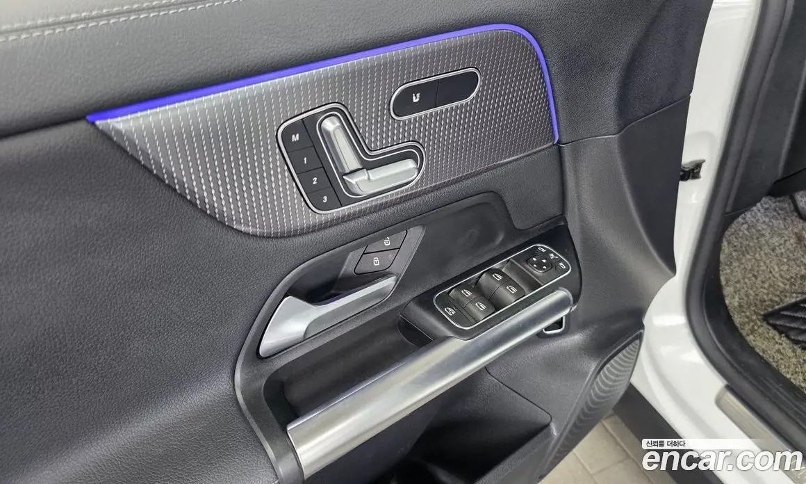 Mercedes-Benz GLA-Class 2021 2.0 автомат (гидро), фото 32
