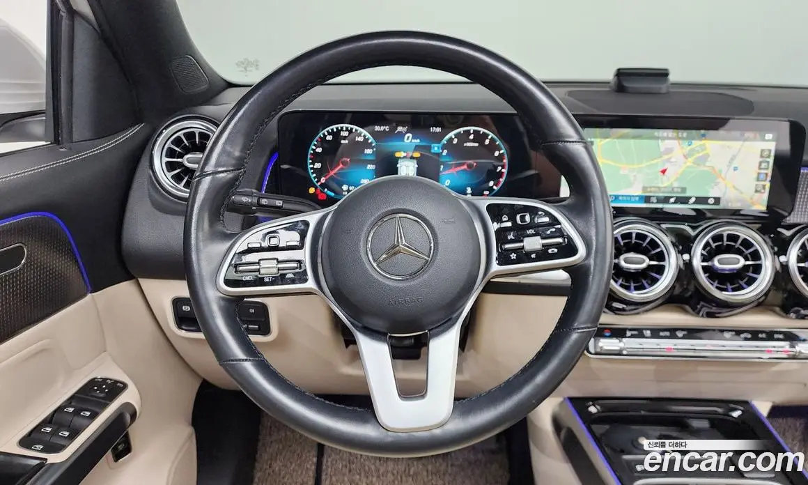 Mercedes-Benz GLB-Class 2021 2.0 автомат (гидро), фото 20