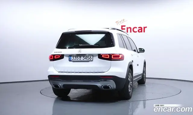 Mercedes-Benz GLB-Class 2021 2.0 автомат (гидро), миниатюра 4