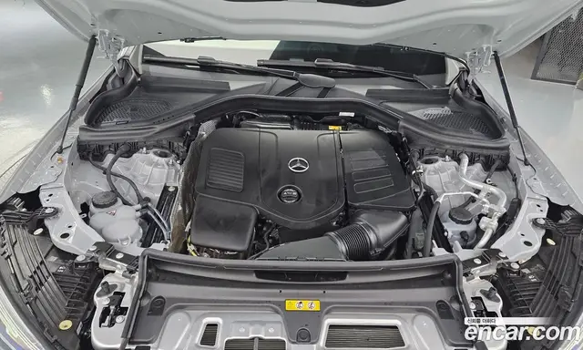 Mercedes-Benz GLC-Class 2025 2.0 автомат (гидро), миниатюра 6