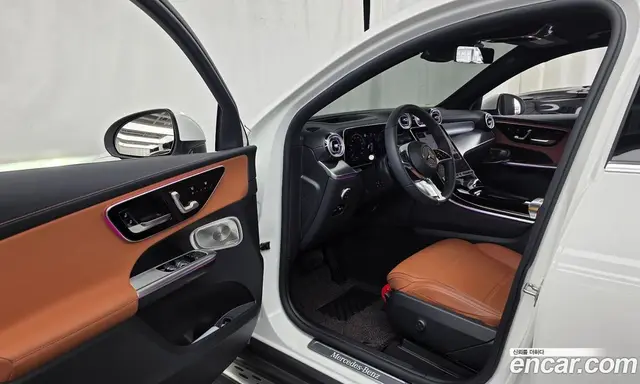 Mercedes-Benz GLC-Class 2025 2.0 автомат (гидро), миниатюра 12