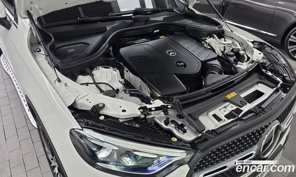Mercedes-Benz GLC-Class 2025 2.0 автомат (гидро), фото 5