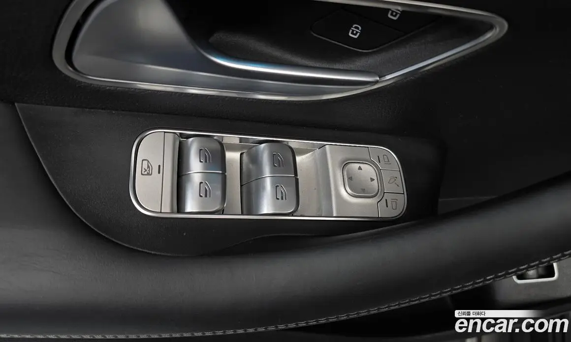 Mercedes-Benz GLE-Class 2023 3.0 автомат (гидро), фото 29