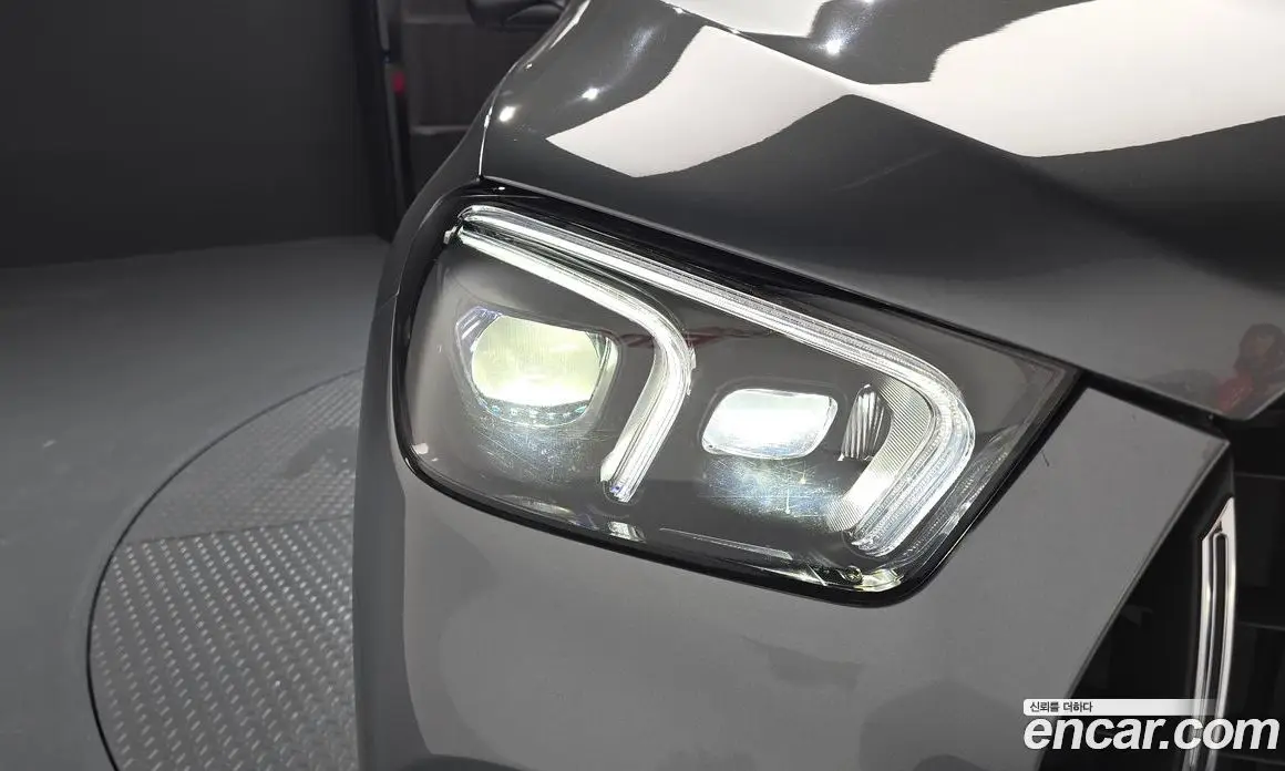 Mercedes-Benz GLE-Class 2023 3.0 автомат (гидро), фото 8
