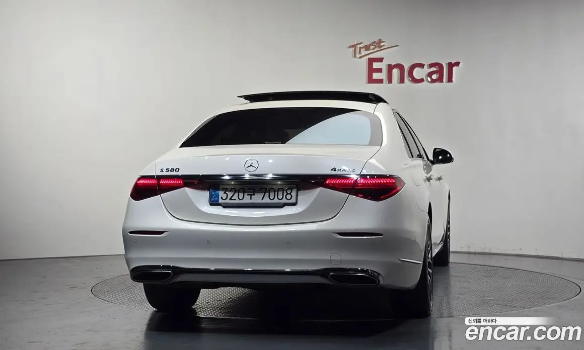 Mercedes-Benz S-Class 2022 4.0 автомат (гидро), фото 4