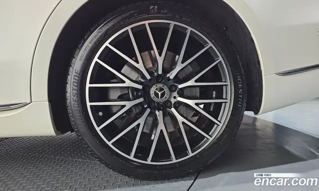 Mercedes-Benz S-Class 2022 4.0 автомат (гидро), миниатюра 7