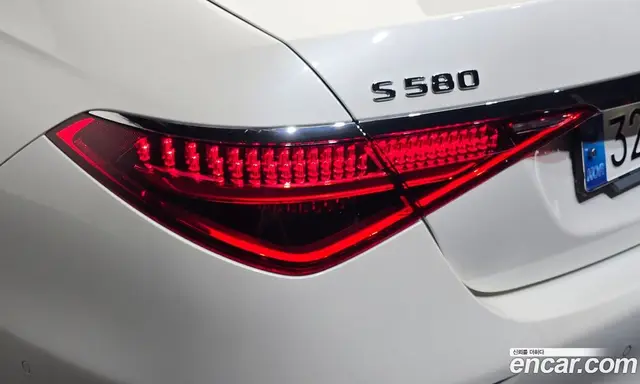 Mercedes-Benz S-Class 2022 4.0 автомат (гидро), миниатюра 9