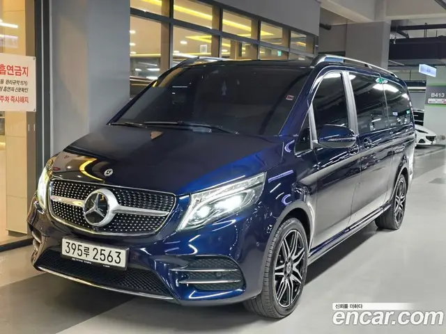 Mercedes-Benz V-Class 2022 1.9 автомат (гидро), миниатюра 2