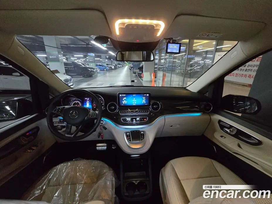 Mercedes-Benz V-Class 2022 1.9 автомат (гидро), фото 13