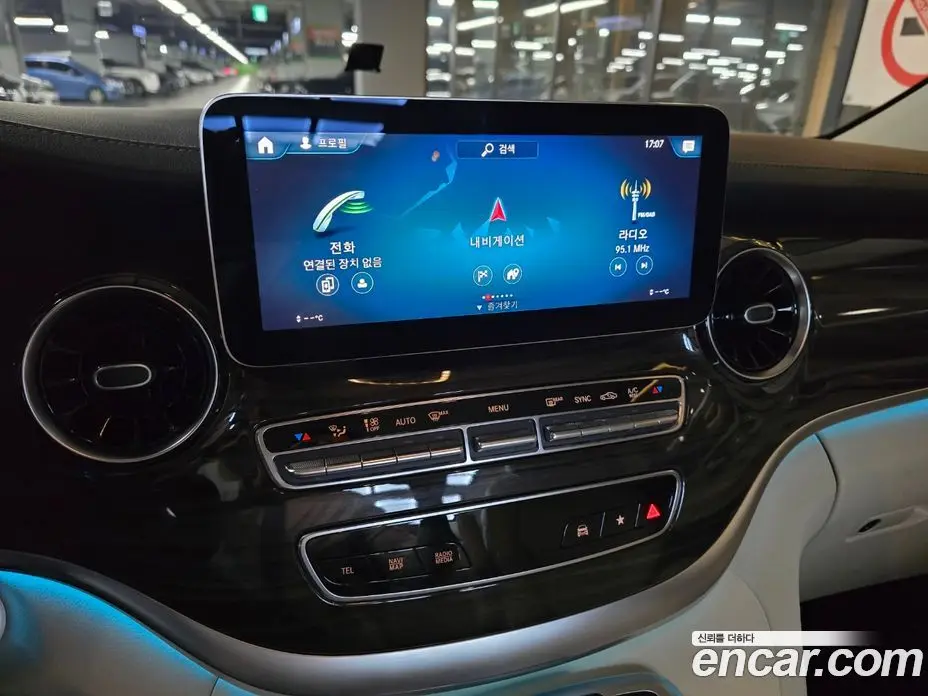 Mercedes-Benz V-Class 2022 1.9 автомат (гидро), фото 15