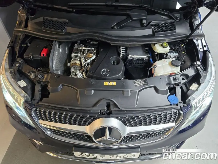 Mercedes-Benz V-Class 2022 1.9 автомат (гидро), фото 18