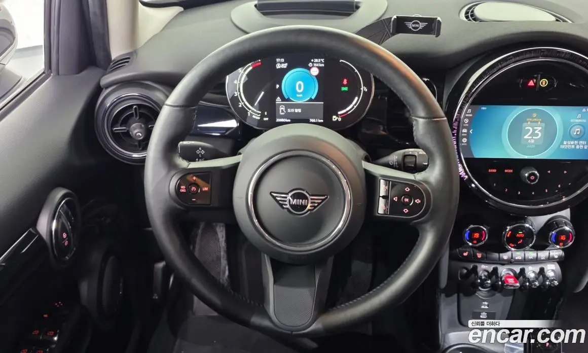 Mini Cooper 2023 1.5 автомат (гидро), фото 19
