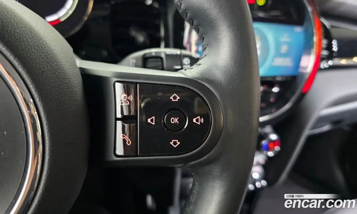Mini Cooper 2023 1.5 автомат (гидро), фото 29