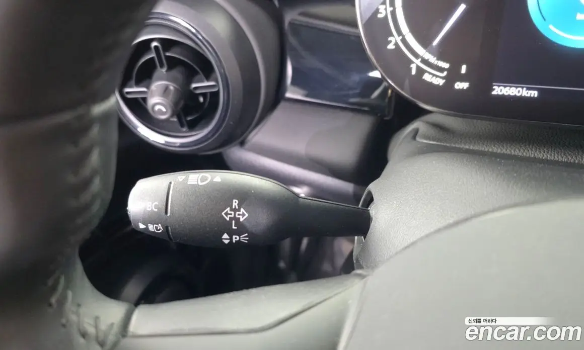 Mini Cooper 2023 1.5 автомат (гидро), фото 30