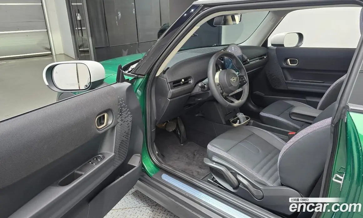 Mini Cooper 2025 2.0 автомат (гидро), фото 13