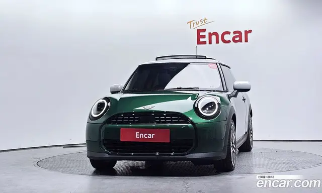 Mini Cooper 2025 2.0 автомат (гидро), миниатюра 3