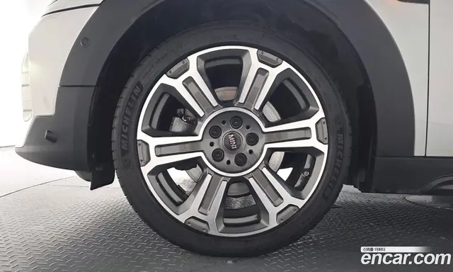 Mini Countryman 2022 2.0 автомат (гидро), миниатюра 5