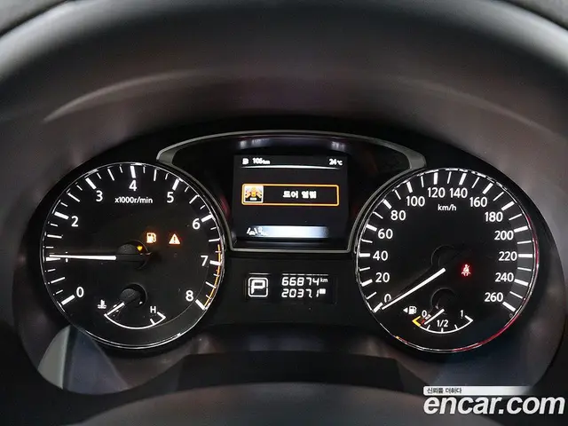 Nissan Altima 2015 2.5 автомат (гидро), миниатюра 7