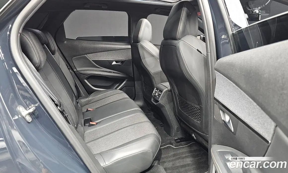 Peugeot 3008 2019 1.5 автомат (гидро), фото 12