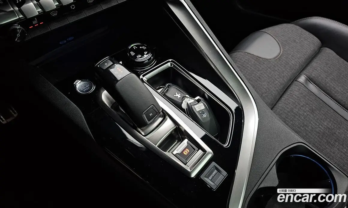 Peugeot 3008 2019 1.5 автомат (гидро), фото 9