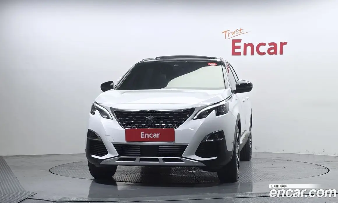 Peugeot 5008 2019 1.5 автомат (гидро), фото 3