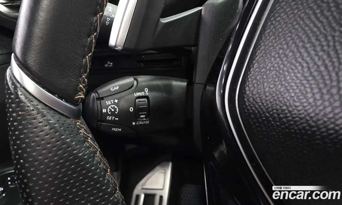 Peugeot 5008 2019 1.5 автомат (гидро), фото 22